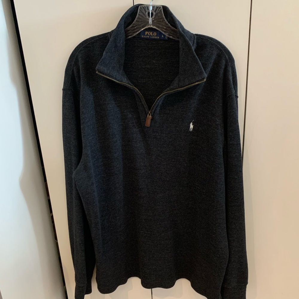 POLO 1/4 ZIP WORN ONCE